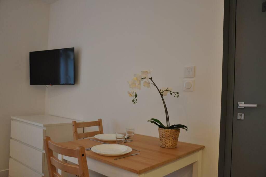 דירות ברסט Freskenn 1, Studio 23M² Cosy & Chaleureux מראה חיצוני תמונה